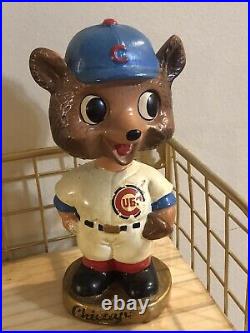 1960s Vintage Chicago Cubs Baseball Bobblehead Gold Base Excellent Japan