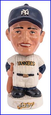 1961-63 Roger Maris, New York Yankees, Miniature Bobblehead, White Round Base