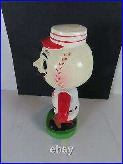 1962 Cincinnati Reds Green Base Nodder Bobblehead MLB Baseball Mr Red Mr Redlegs