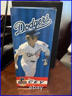 2004 Ron Cey Musical Bobblehead Los Angeles Dodgers Bobble Head Super rare