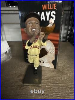 2010 San Francisco Giants Willie Mays Bobblehead 1954 World Series The Catch