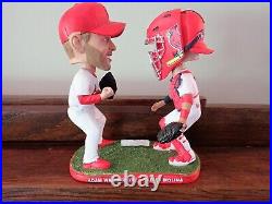 ADAM WAINWRIGHT & YADIER MOLINA The Final Out 2006 WS Bobblehead SGA Cardinals