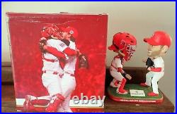 ADAM WAINWRIGHT & YADIER MOLINA The Final Out 2006 WS Bobblehead SGA Cardinals