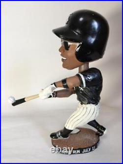 Andrew Jones, 400 Home Runs Bobblehead Doll (White Sox)