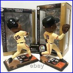 BARRY BONDS San Francisco Giants Fielding/Hitting Ticket Base Bobble Head