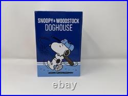 BDA Sports MLB Toronto Blue Jays Snoopy & Woodstock Doghouse Bobblehead