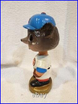 BEAUTIFUL 1964-67 Chicago Cubs Gold Round Base Bobblehead, VINTAGE&NICE