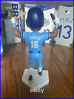 BO JACKSON Bat Break Bobblehead MLB Kansas City Royals NEW IN BOX 2018 Fan Fest