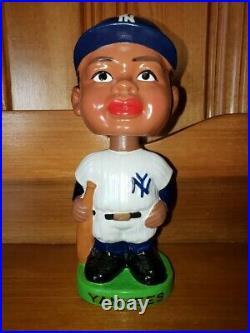 Boston Red Sox Vintage Bobble Head/Bobbing Head/Nodder Blue Hat Version Mint'63