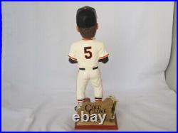 Brooks Robbinson Bobblehead Golden Glove Award Orioles Legends of the Diamond