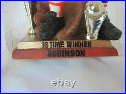 Brooks Robbinson Bobblehead Golden Glove Award Orioles Legends of the Diamond