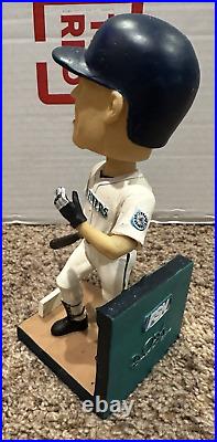 COMPLETE SET of 4 2007 Seattle Mariners SGA Bobbleheads SGA (Ichiro, Johjima)