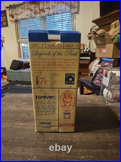 Cooperstown Collection Legends Of The Park Baseball Ted Williams Bobblehead NIB