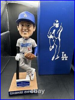 Custom Painted Shohei Ohtani Bobblehead-LA Dodgers (#17 Away grey jersey)