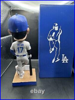 Custom Painted Shohei Ohtani Bobblehead-LA Dodgers (#17 Away grey jersey)