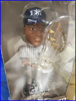 DEREK JETER New York Yankees Bobble Head 27X World Series Champs Trophy Edition