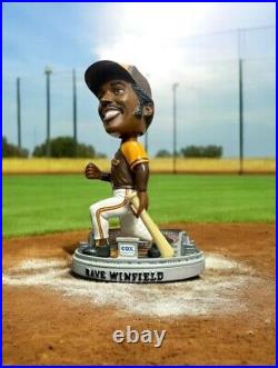 Dave Winfield SGA Bobblehead Padres Brown Jersey Variation 2003 Rare