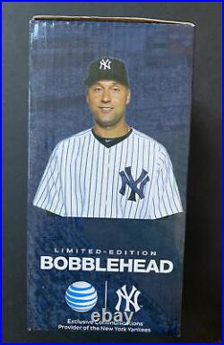 Derek Jeter Bobblehead 7/8/13 2013 Sga Collectible Series #1 New In Box Yankees