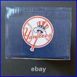 Derek Jeter Bobblehead 7/8/13 2013 Sga Collectible Series #1 New In Box Yankees