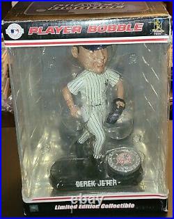 Derek Jeter New York Yankees Forever Collectibles Bobblehead Limited #'d 2007