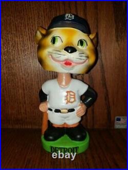 Detroit Tigers Green Base Vintage Bobblehead/Nodder/Bobbing Head Near Mint