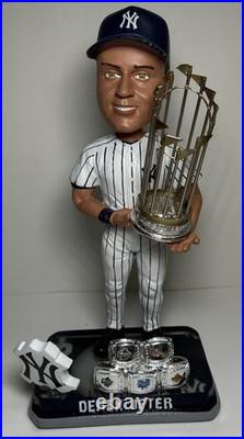 Forever Collectibles NY Yankees Derek Jeter Legends Of The Diamond BobbleHead LE