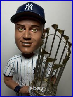 Forever Collectibles NY Yankees Derek Jeter Legends Of The Diamond BobbleHead LE