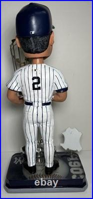 Forever Collectibles NY Yankees Derek Jeter Legends Of The Diamond BobbleHead LE