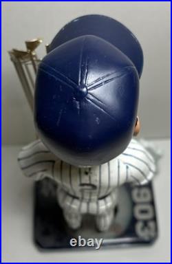 Forever Collectibles NY Yankees Derek Jeter Legends Of The Diamond BobbleHead LE