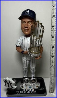 Forever Collectibles NY Yankees Derek Jeter Legends Of The Diamond BobbleHead LE