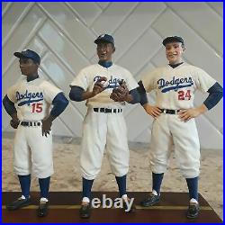 GORGEOUS 1955 Brooklyn Dodgers Danbury Mint Team Figurine, Jackie Robinson, NICE