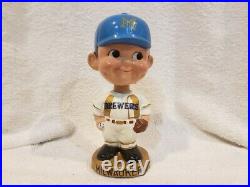 GORGEOUS 1971 Milwaukee Brewers, Round Gold Base Bobblehead, FABULOUS EXAMPLE