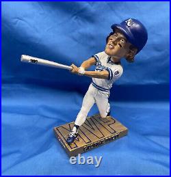 George Brett Kansas City Royals 1980 Bobble Head & George Brett Autographed Ball