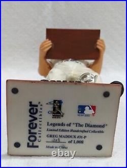 Greg Maddux Bobblehead Braves Legends of the Diamond Gold Glove FOCO