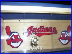 José Ramírez bobble head Cleveland Indians display case with Sliding doors José Ramírez bobble head Cleveland Indians display case with Sliding doors