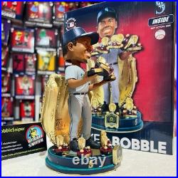 KEN GRIFFEY JR. Seattle Mariners 10x Rawlings Gold Glove Award MLB Bobblehead