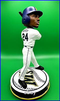 Ken Griffey Jr Bobblehead Limited Edition Seattle Mariners Cooperstown Col