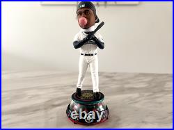 Ken Griffey Jr Seattle Mariners''The Kid'' Bubblegum Bobblehead