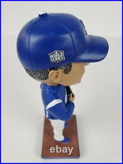 LA Dodgers Dave Roberts Signed Bobblehead withCOA + World Series Rally Towel