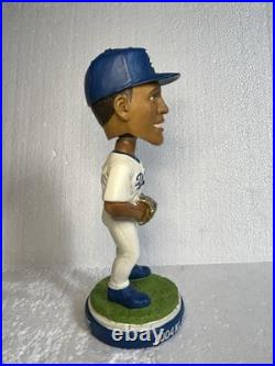 La Dodgers CESAR IZTURIS Gold Glove Variant BOBBLEHEAD 2004