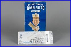 MICKEY MANTLE ATT BOBBLEHEAD Triple Crown New York Yankees NIB WITH TICKET STUB