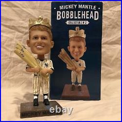 Mickey Mantle SGA 2016 New York Yankees MLB Triple Crown Bobblehead Statue 1956