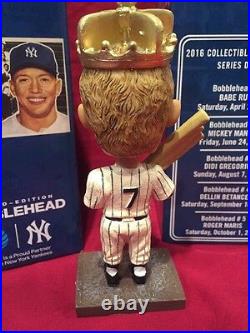 Mickey Mantle SGA 2016 New York Yankees MLB Triple Crown Bobblehead Statue 1956