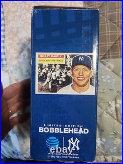Mickey Mantle Triple Crown Bobblehead 2016 New York Yankees Limited Edition