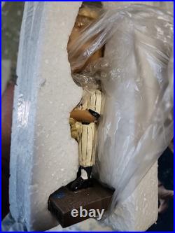 Mickey Mantle Triple Crown Bobblehead 2016 New York Yankees Limited Edition