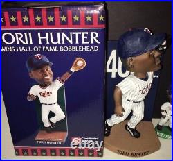 Minnesota Twins Torii Hunter Signed Lot Baseball Rookie Card Bobblehead Game Bat