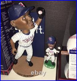 Minnesota Twins Torii Hunter Signed Lot Baseball Rookie Card Bobblehead Game Bat