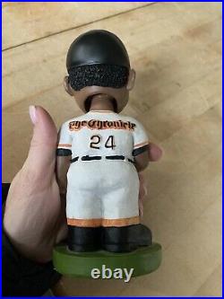 NIB Willie Mays Bobblehead (THE original From 1999)