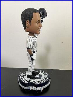 NY Yankees Derek Jeter Farewell Cap Waving Forever Collectibles Bobble Head 8