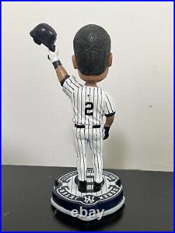 NY Yankees Derek Jeter Farewell Cap Waving Forever Collectibles Bobble Head 8